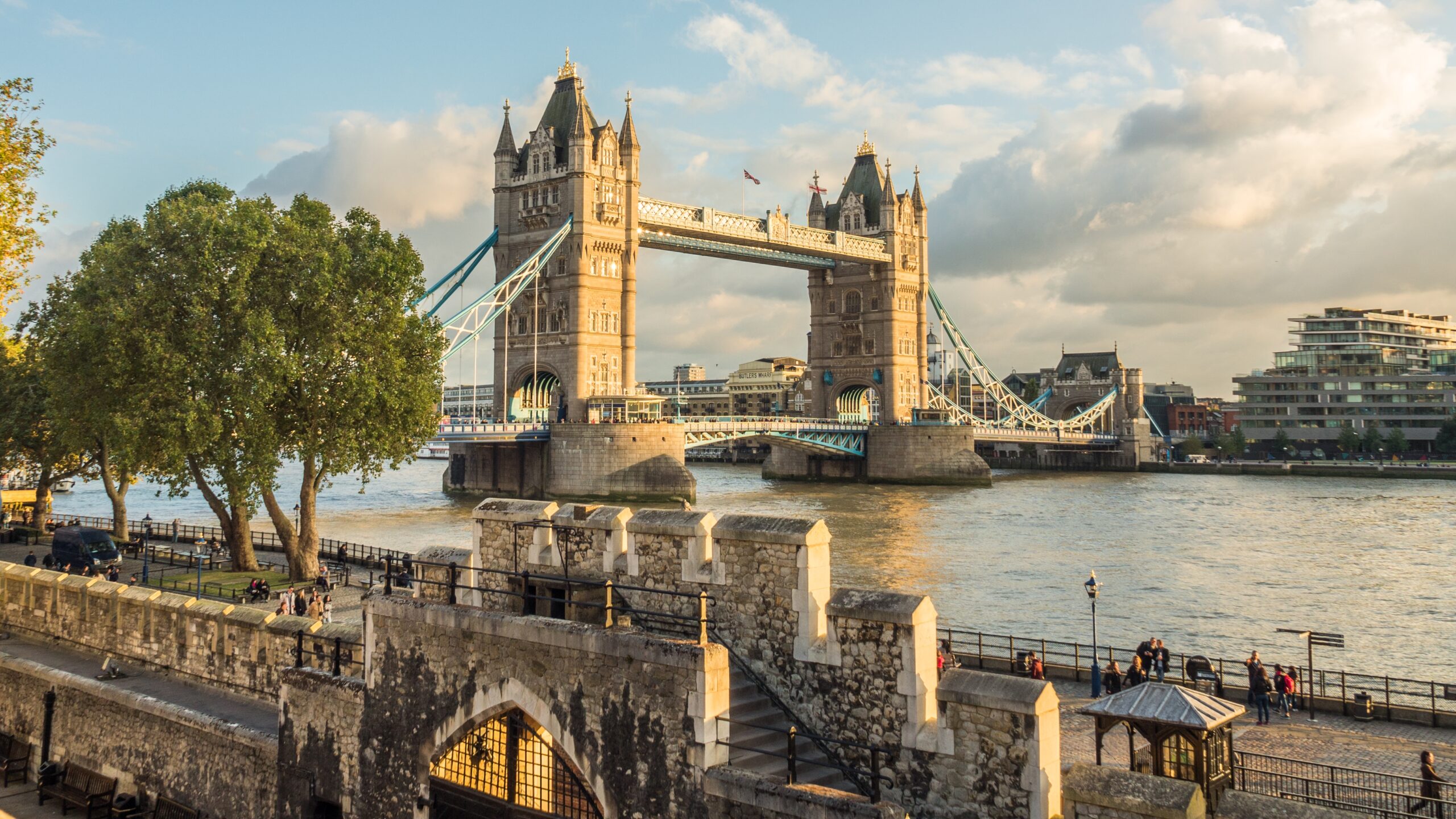 camnpamento de baile en londres